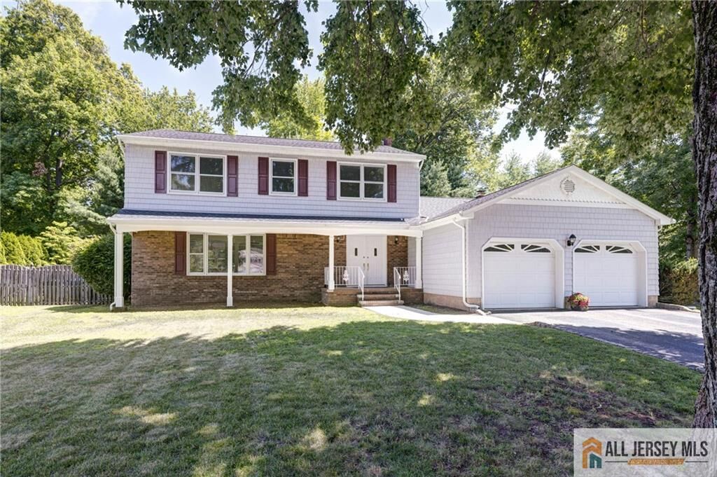 Property Photo:  32 Ellmyer Road  NJ 08820 