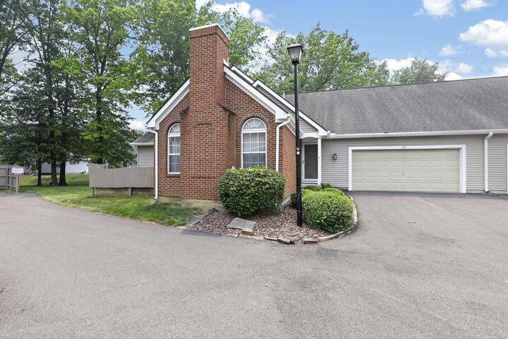 Property Photo: 521 Brickstone Drive OH 43015