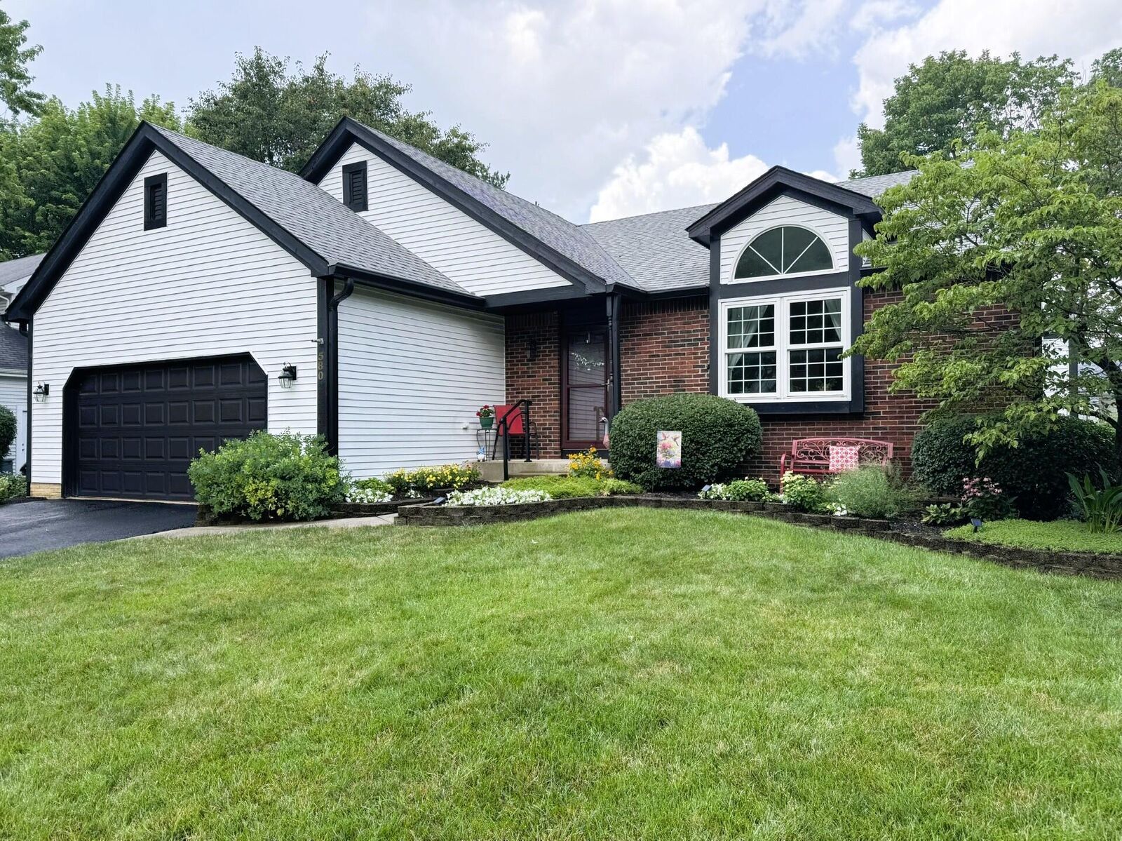 Property Photo:  580 Mulberry S Way  OH 43082 
