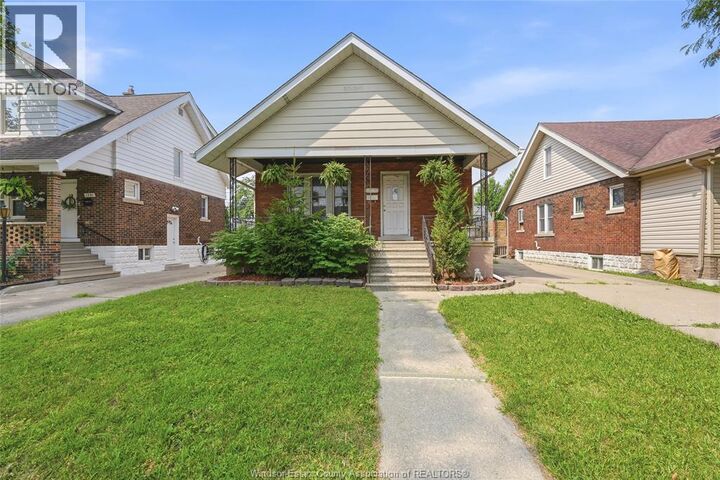 Property Photo: 1585 Pillette ON N8Y 3C3