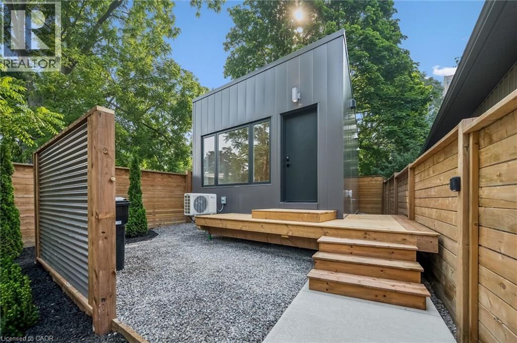 Property Photo: 63 Union Street 4 ON N2J 1B9