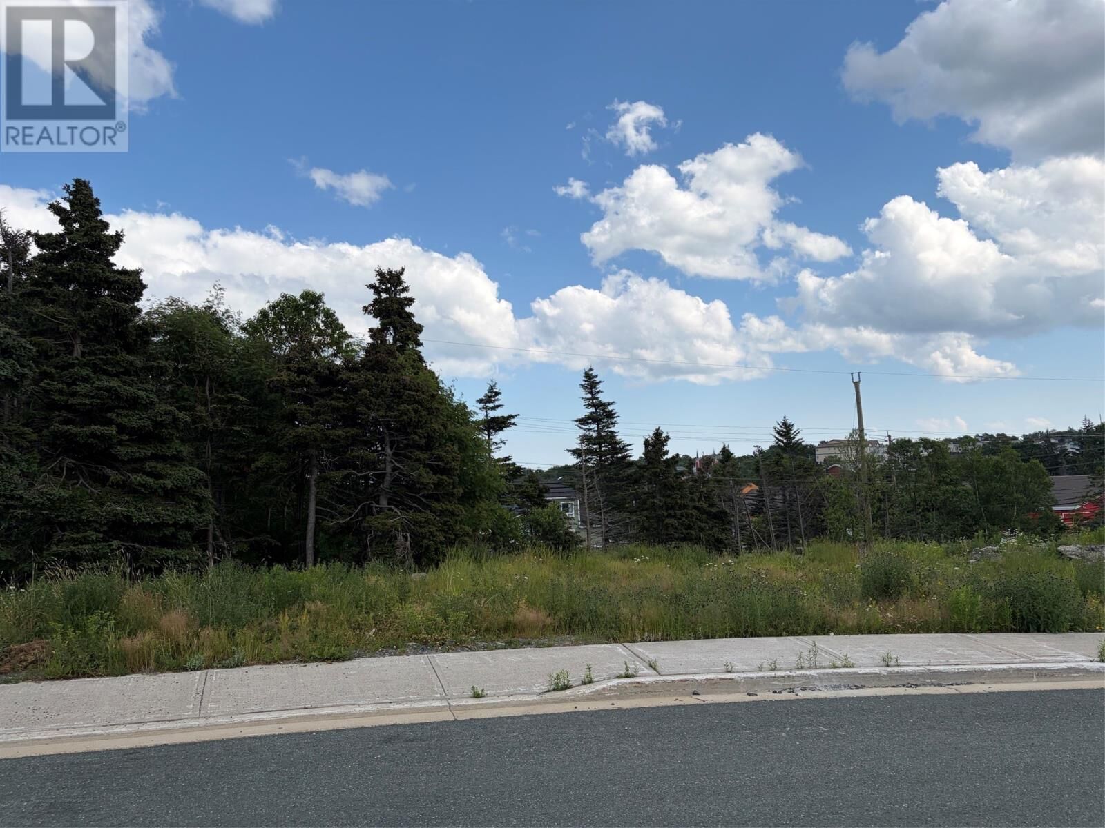 Property Photo:  30 Blade Crescent  NL A1N 5K9 
