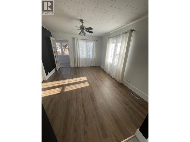 Property Photo: 6454 Kootenay Street BC V0H 1T0