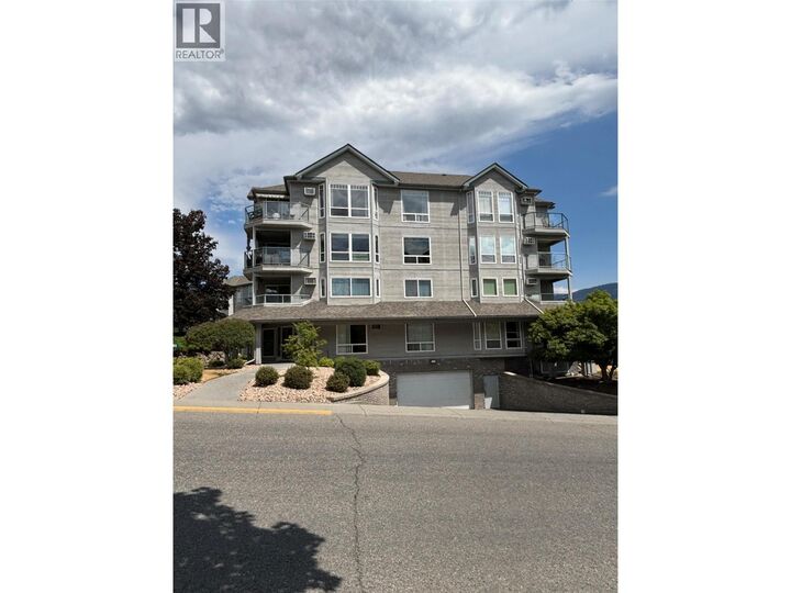 3221 Centennial Drive 401 — photo 1