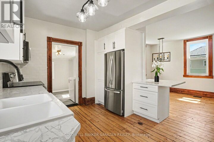 Property Photo:  48 Norma Street South  ON K7S 3B5 