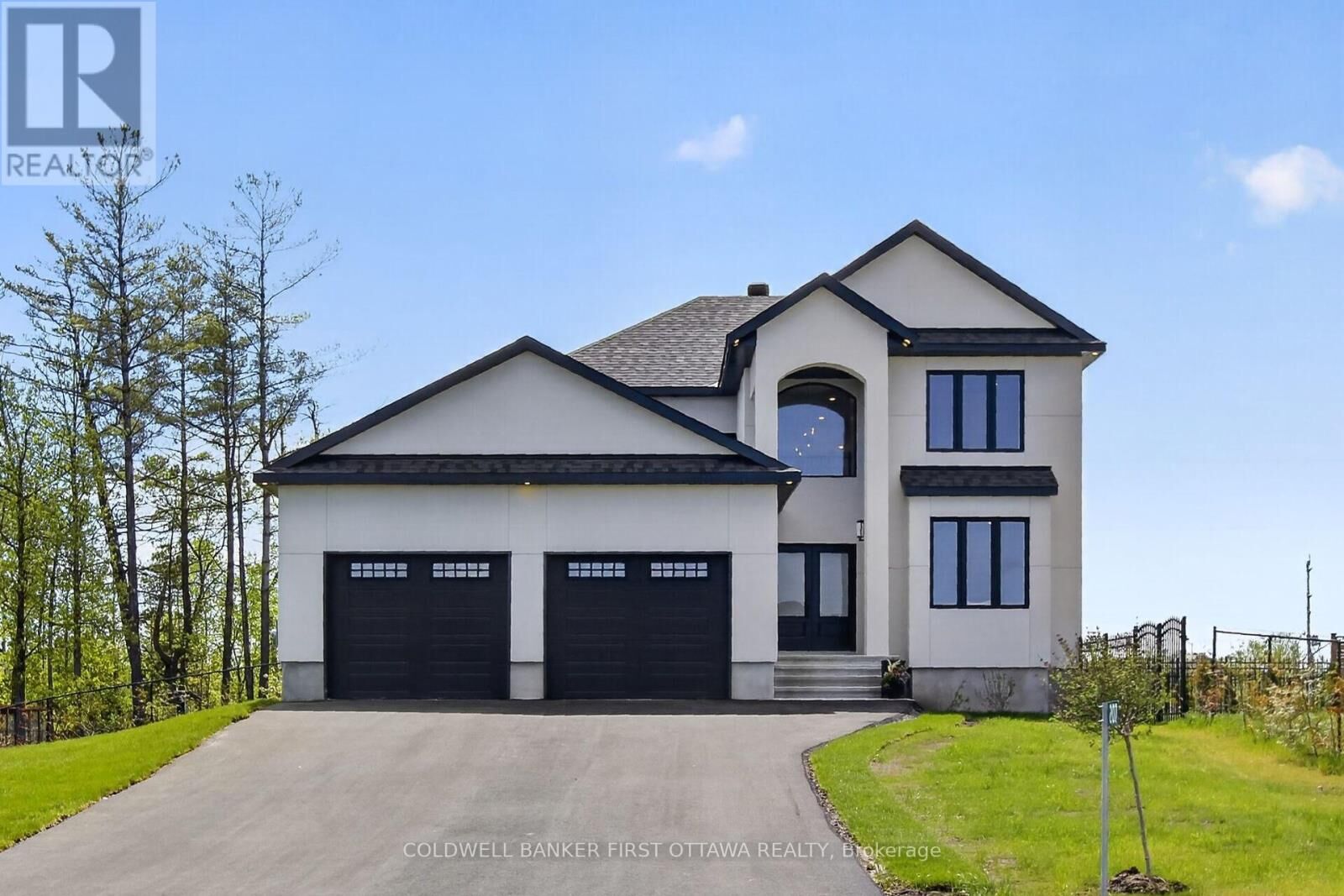 Photo de la propriété: 207 Owen Lucas Street ON K7S 3G8