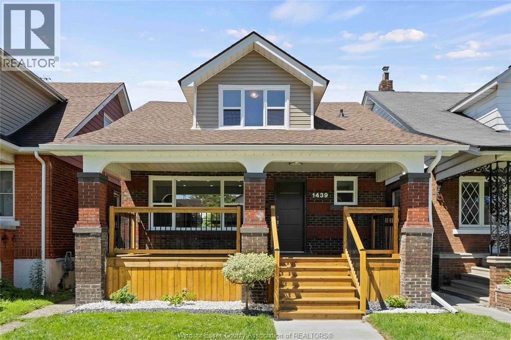 Property Photo: 1439 Benjamin Avenue 2nd Floor ON N8X 4N2