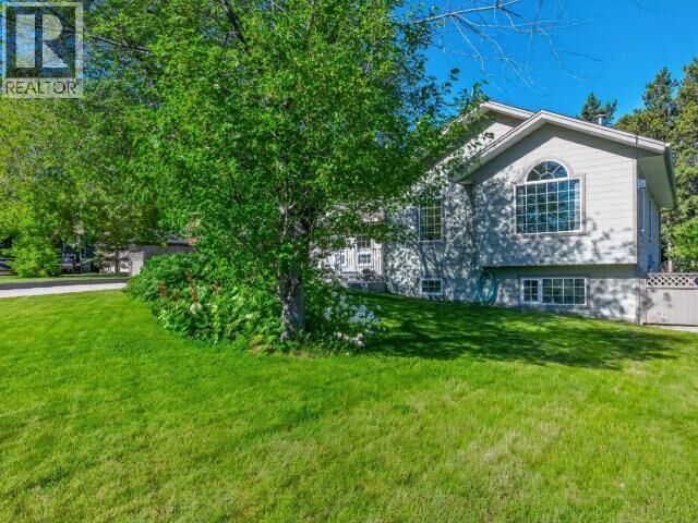 Property Photo: 82 Ponderosa Drive YT Y1A 5G9