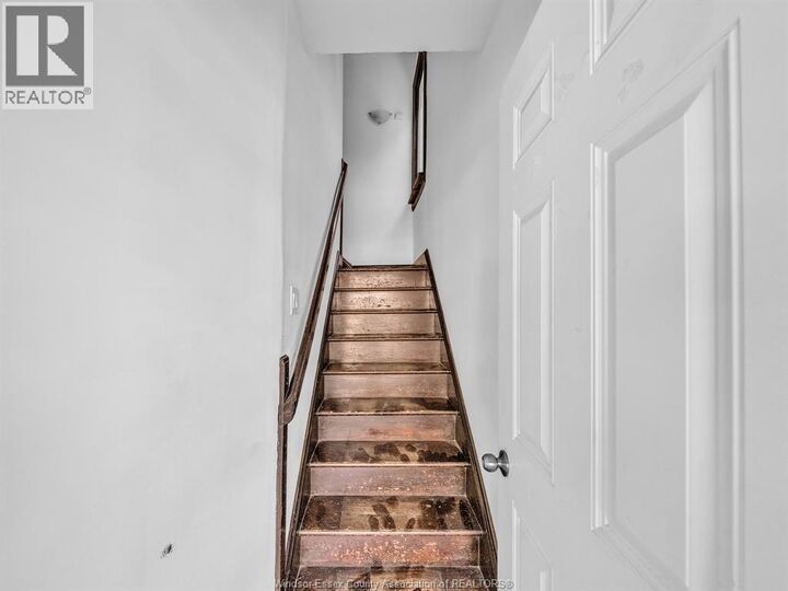 Property Photo: 527-531 McEwan Avenue ON N9B 2E7