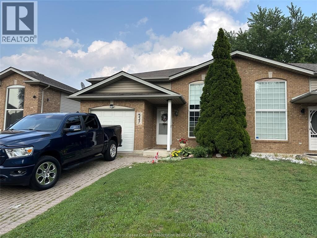Property Photo: 447 Merrill Avenue ON N9J 3R2