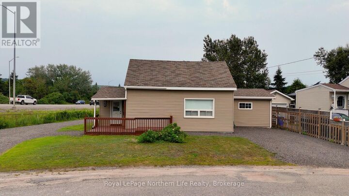 Property Photo: 1230 Douglas Street ON P1B 5R1