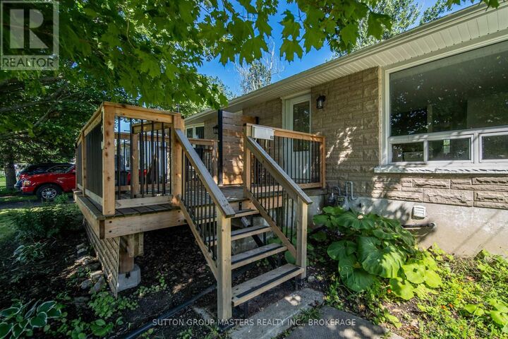 Property Photo: 46 Morden Crescent ON K7N 1K2