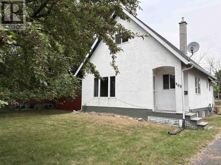 Property Photo: 308 Third St W ON P9A 3A7