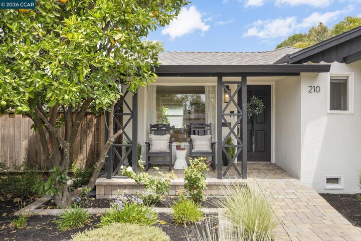 Property Photo:  210 S R St  CA 94550 