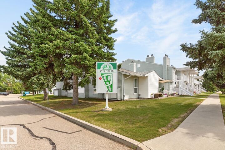 Property Photo: 2115 118 Street NW 31 AB T6J 5N1