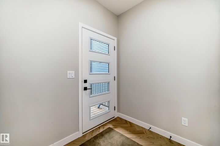 Property Photo: 2623 62 Street SW AB T6X 3G3