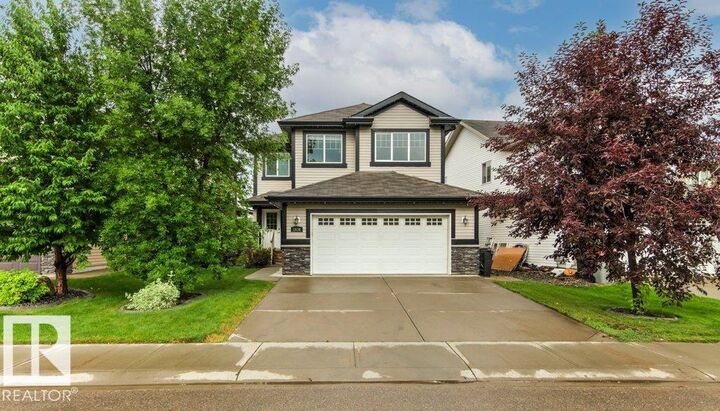 Property Photo: 1636 Westerra Avenue AB T7Z 0H3