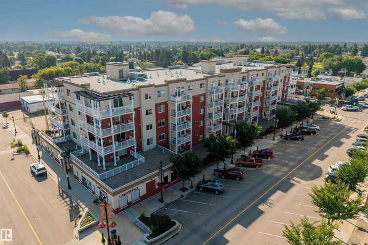 Property Photo: 5211 50 Street 110 AB T7Z 0C1