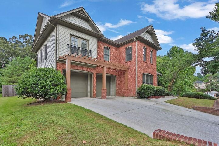 Property Photo: 3599 Baxley Point Drive GA 30024