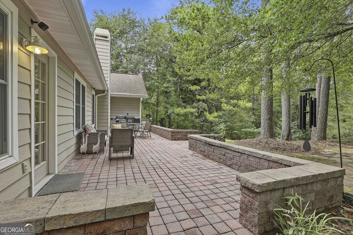 Property Photo: 102 Belvedere Lane GA 30269