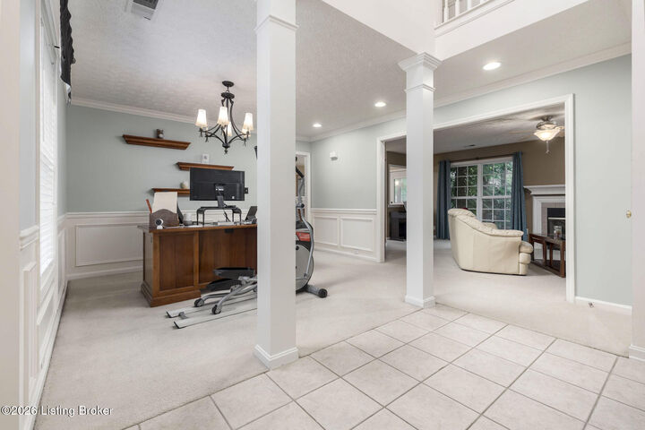 Property Photo: 4207 Brownsboro Glen Rd KY 40241