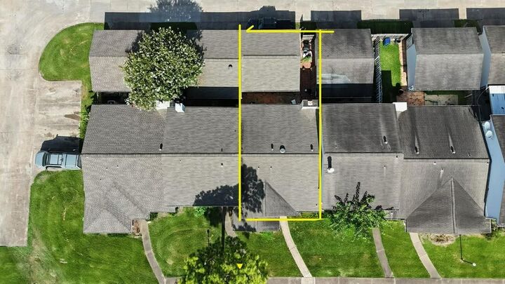 Property Photo:  6373 S Briar Bayou Drive  TX 77072 