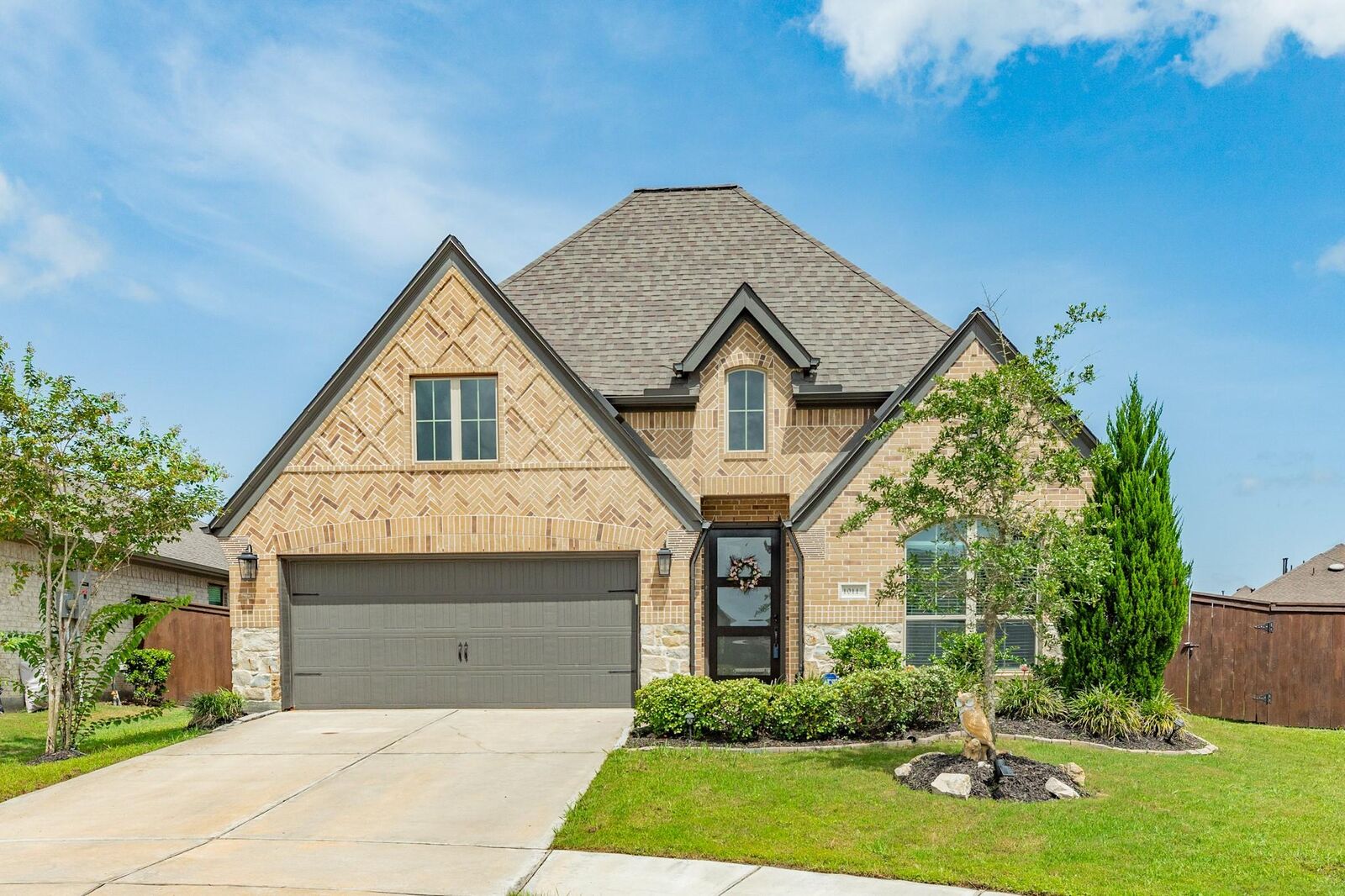 Property Photo: 10115 Stride Court TX 77583