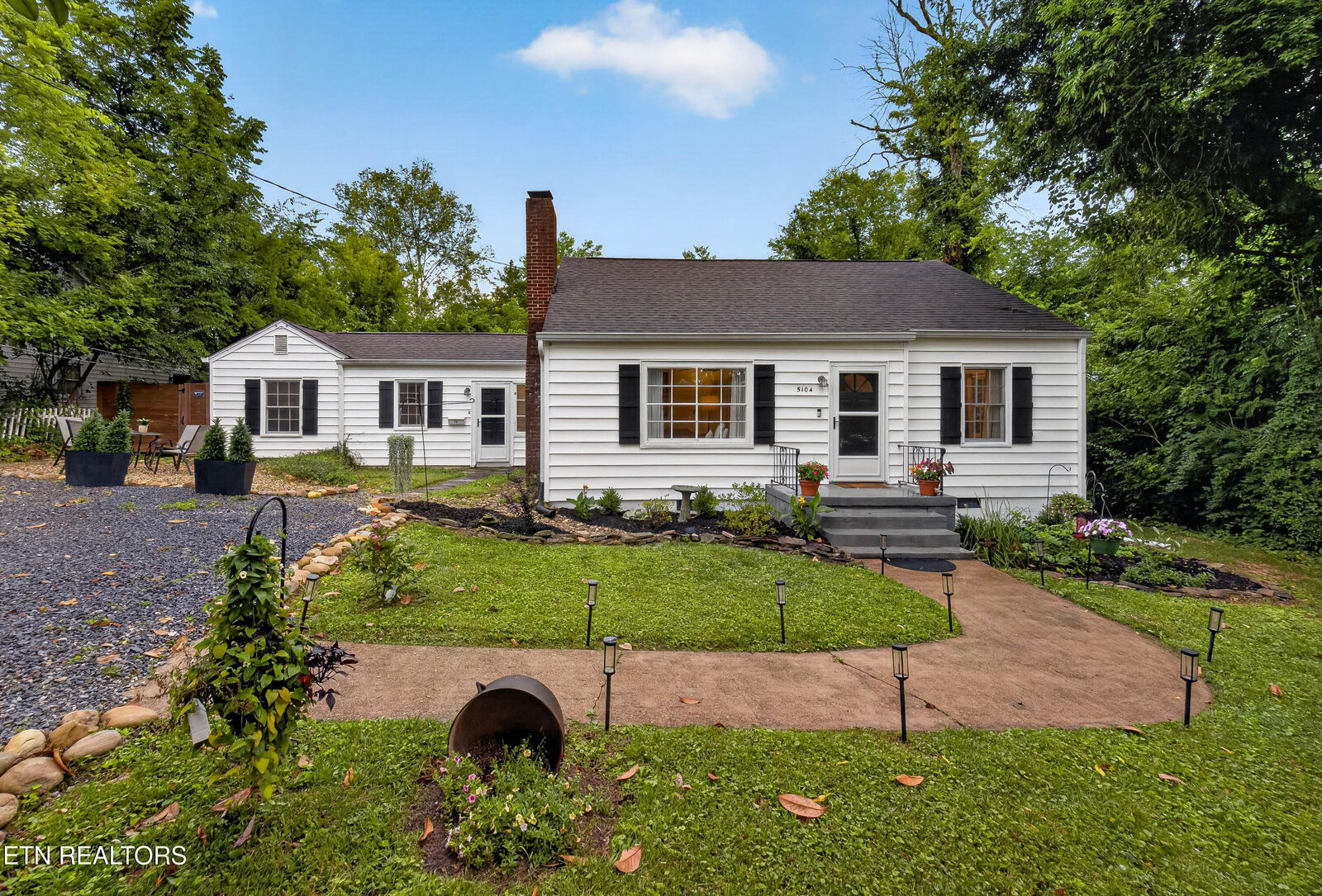 Property Photo:  5104 Kesterwood Drive  TN 37918 