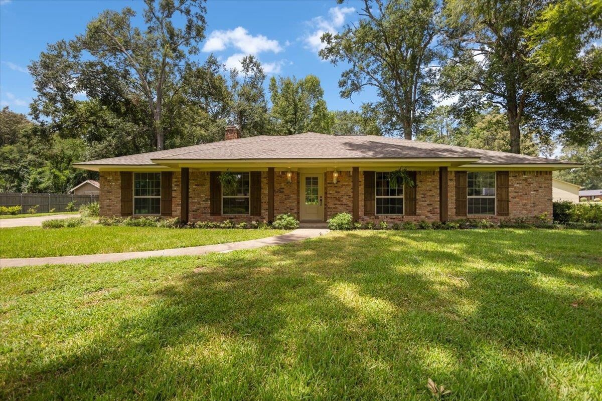 Property Photo: 116 Cr 492 TX 75633