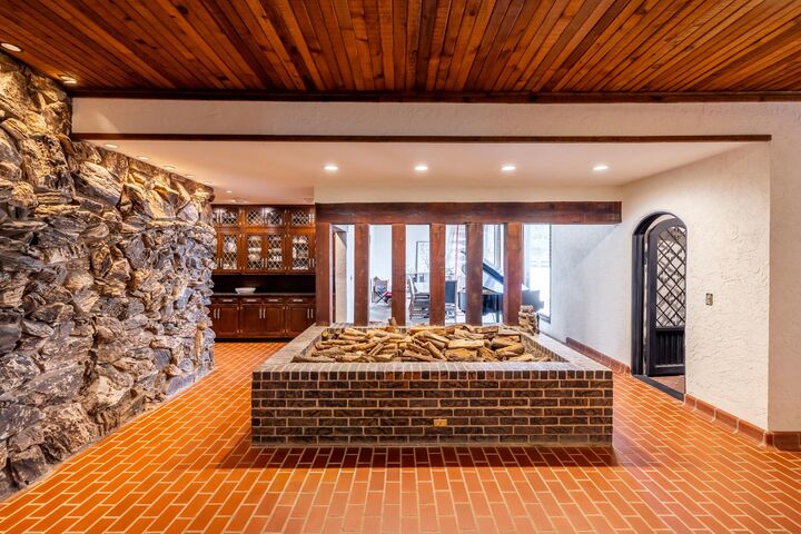 Property Photo:  3801 Farm To Market Road 2641  TX 79415 