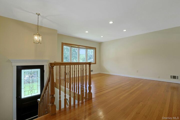 Property Photo:  19 Von Beaste Lane  NY 10920 