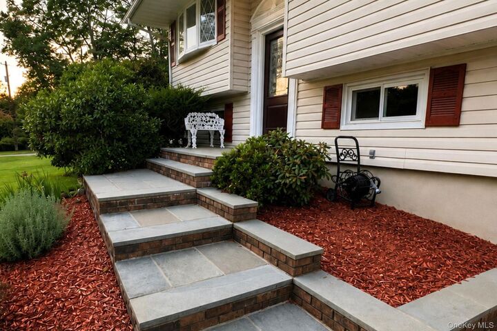 Property Photo:  19 Von Beaste Lane  NY 10920 