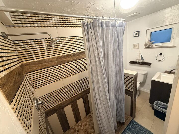 Property Photo:  1707 W Comanche Avenue  FL 33603 