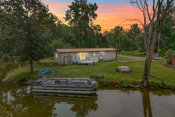 Property Photo: 264 Will James Drive MI 49028