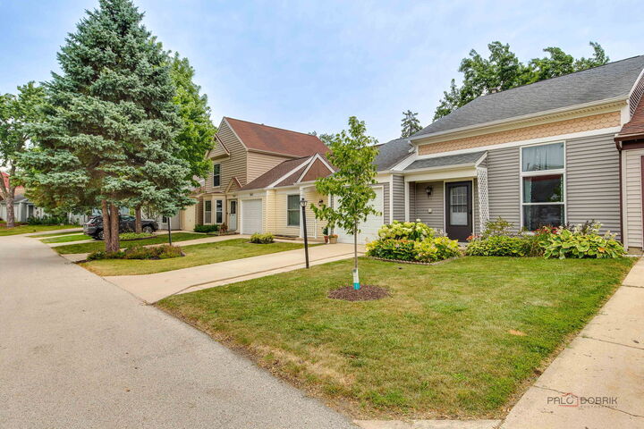 Property Photo:  7459 Grant Circle  IL 60133 