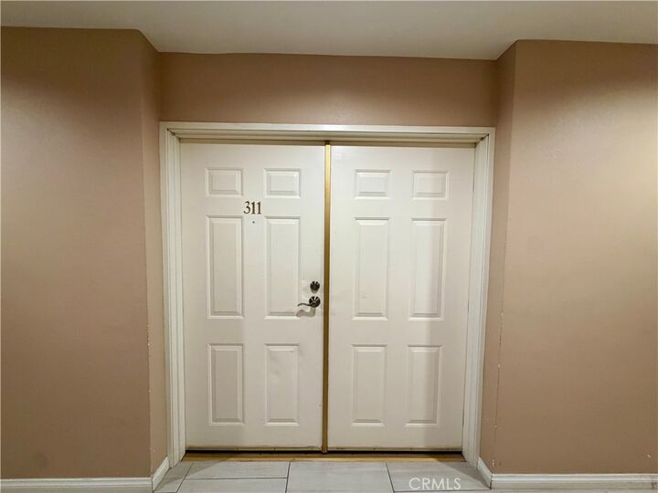 Property Photo: 14141 Dickens CA 91423