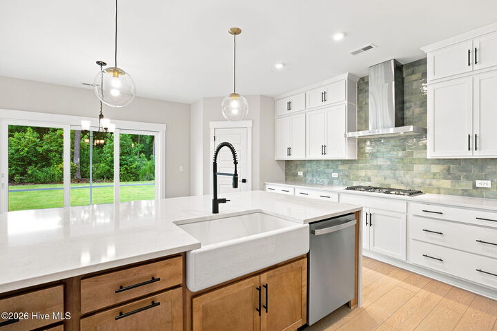 Property Photo:  1004 Fawn Valley Way  NC 28409 