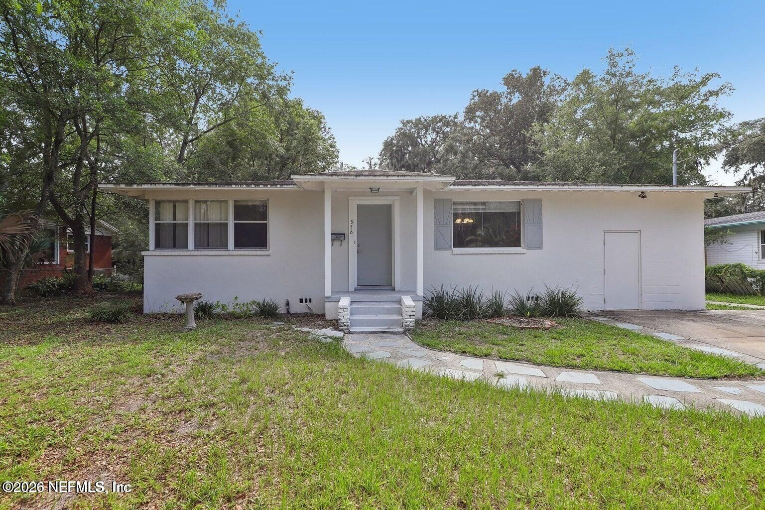 Property Photo: 356 Tidewater Circle W FL 32211