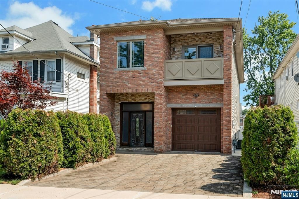 Property Photo:  505 Post Avenue  NJ 07071 