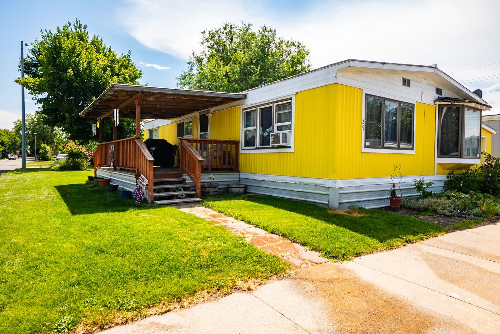 Property Photo:  207 N Travois  MT 59808 