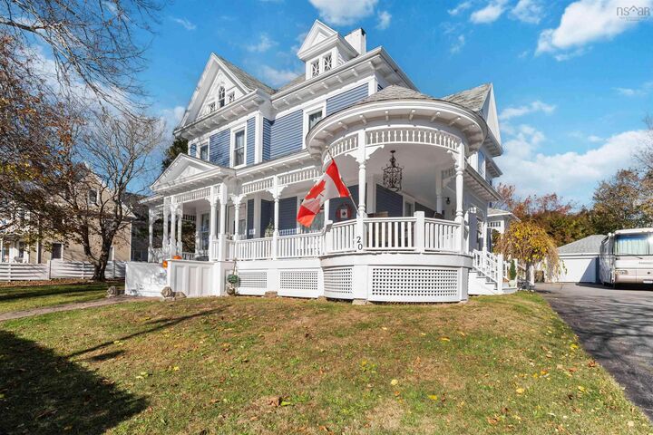 Property Photo: 20 Victoria Avenue NS B0W 3T0