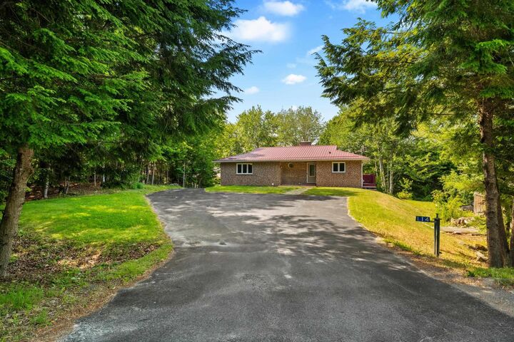 Property Photo: 114 Joyce Court NS B3E 1A9