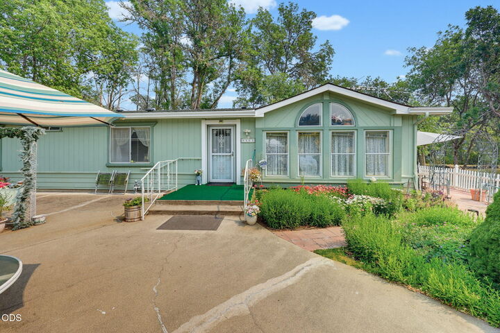 Property Photo:  9561 Hwy-140  OR 97524 