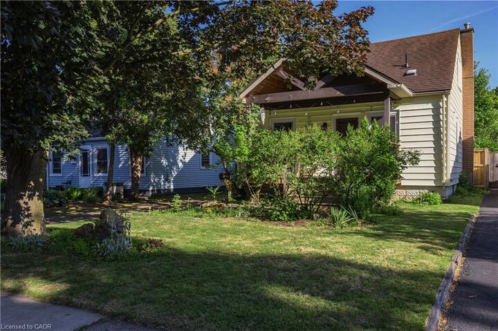 Property Photo: 15 Spencer Avenue ON L9H 1E7