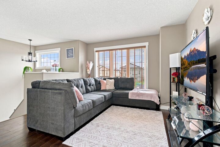 Property Photo: 11551 75 Avenue AB T8W 0J3