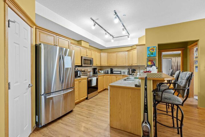 Property Photo: 15 Everstone Drive SW 225 AB T2Y 5B5
