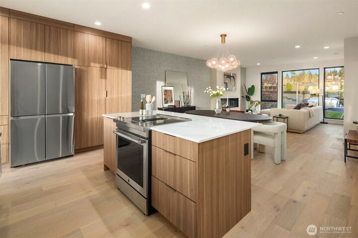 Property Photo: 614 5th Avenue S A103 WA 98020