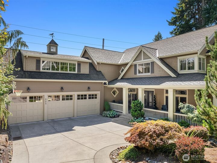 Property Photo:  805  92nd Avenue NE  WA 98004 