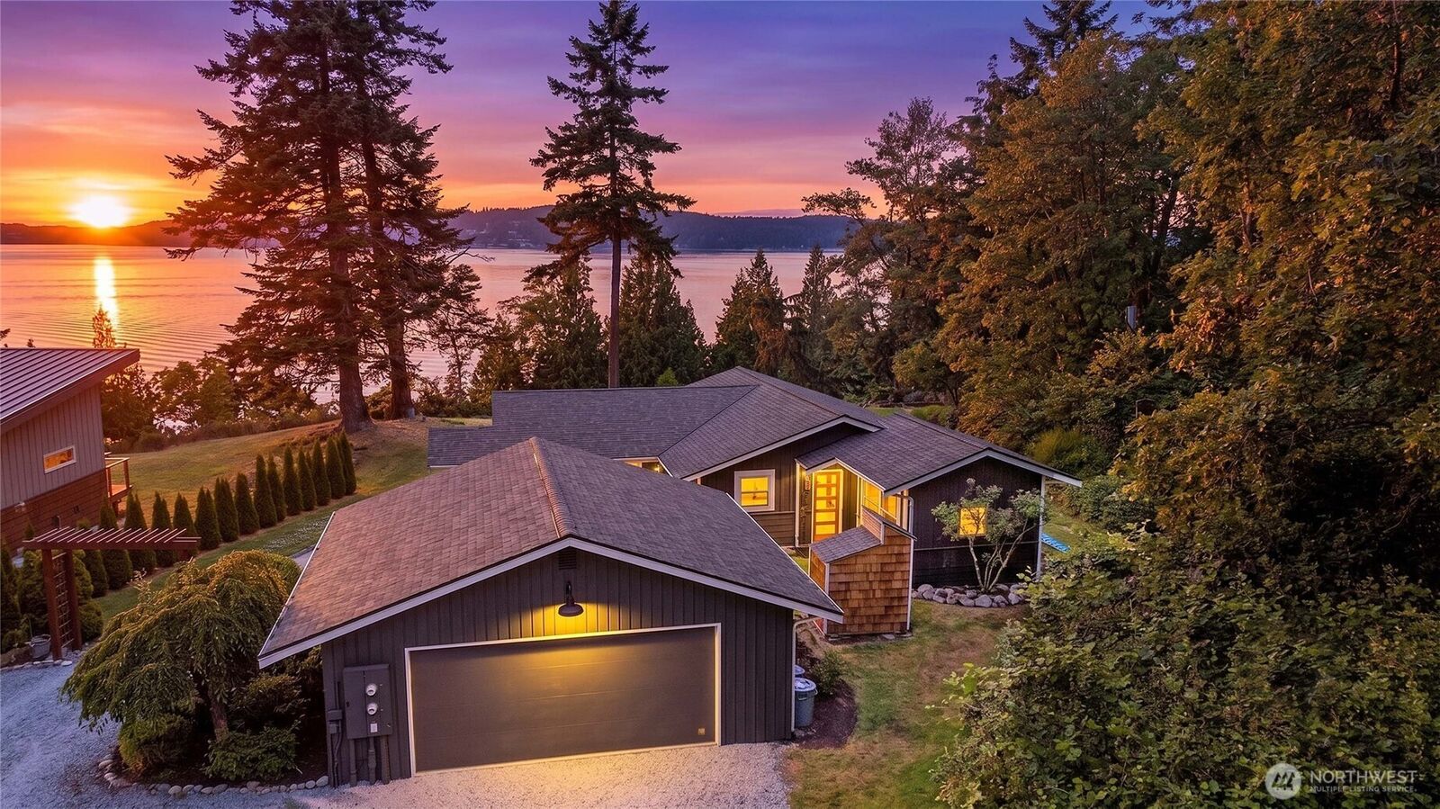 Property Photo: 610 Maple Heights Road WA 98282