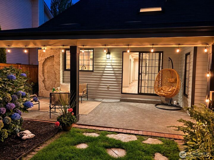 Property Photo: 524 7th Ave WA 98033
